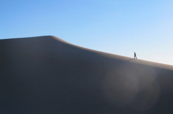 La vuelta al mundo solo antes de los 30.